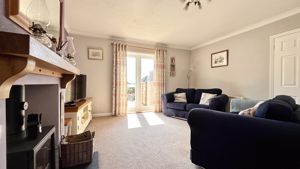 Sitting Room - click for photo gallery